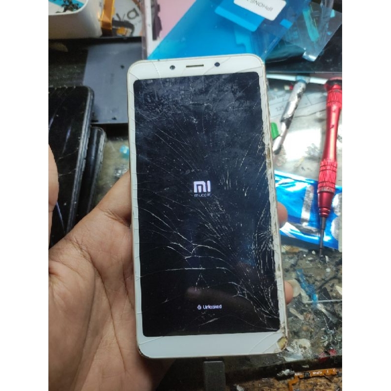REDMI 6A 2/16 MINUS RETAK touchscreen LCD AMAN MESIN PEAWAN