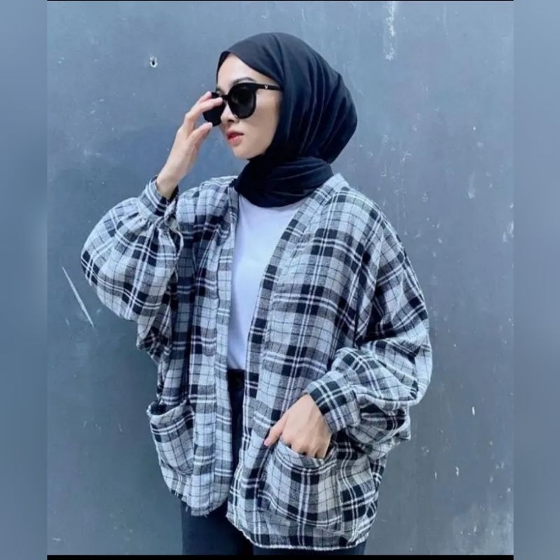 Outer balon flanel oversize wanita