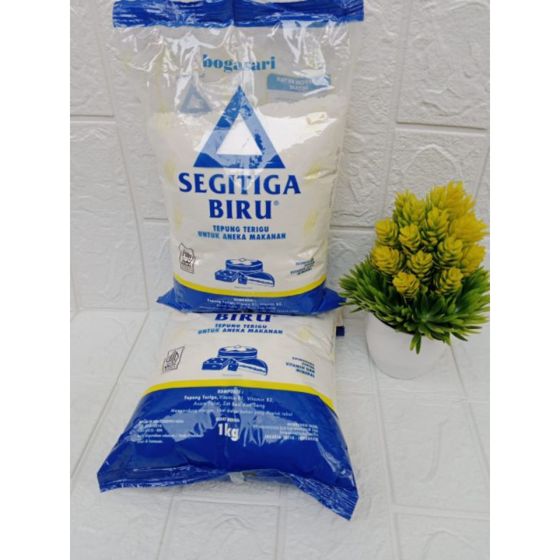 

TEPUNG SEGITIGA BIRU 1kg
