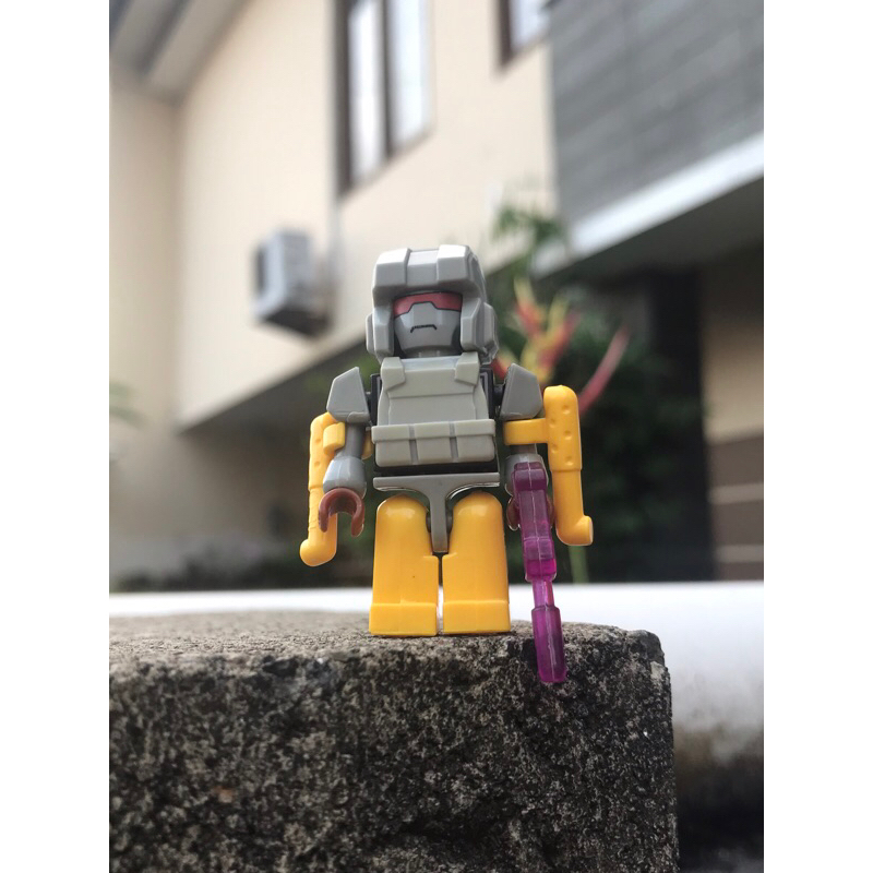 LEGO ROBOT TRANSFORMERS