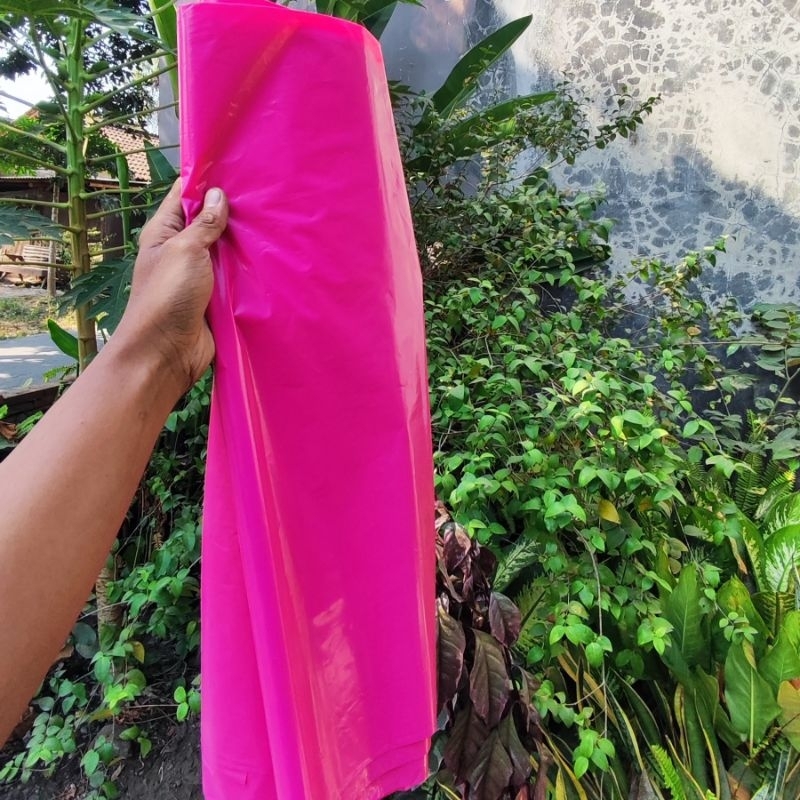 Plastik Layangan Kilap 9 meter tebal 0,5 micron