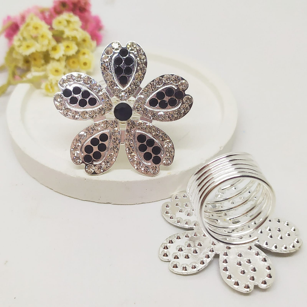Termurah RING hijab /bros hijab/kolong jilbab/aksesoris hijab-Freesia Black Silver