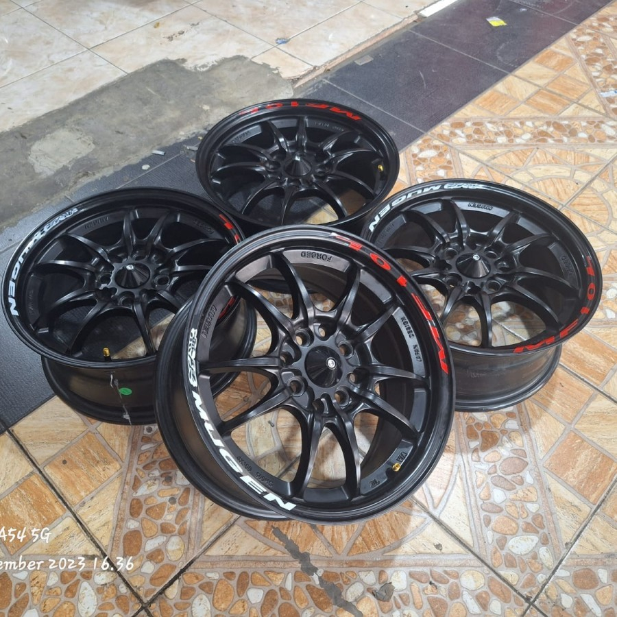VELG MOBIL BEKAS RING15 PNP SIGRA XENIA FREED MOBILIO YARIS SIRION AVANZA ETIOS MAZDA
