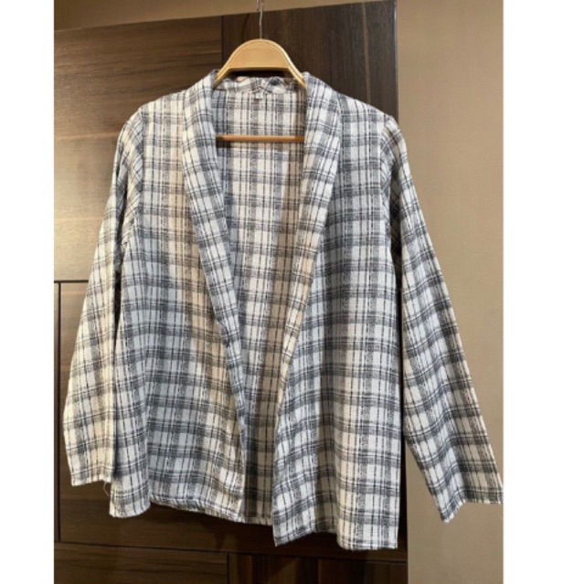 Blazer wanita warna putih / blazer for hijab / tweed blazer korean style