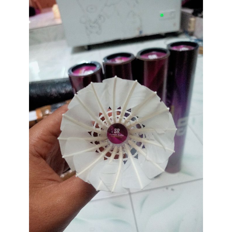 shuttlecock SR premium shuttlecock murah berkualitas shuttlecock badminton