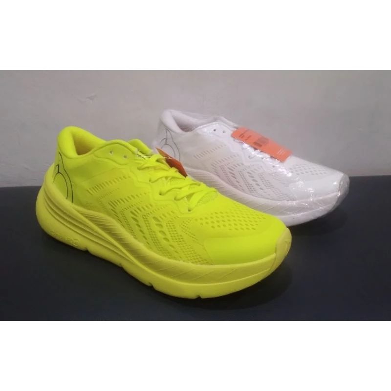 Sepatu Running Ortuseight Hyperblast Encore