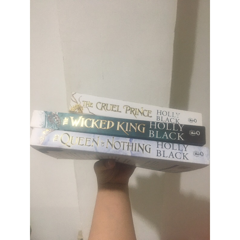 PRELOVED The Folk of the Air series by Holly Black (ENGLISH)