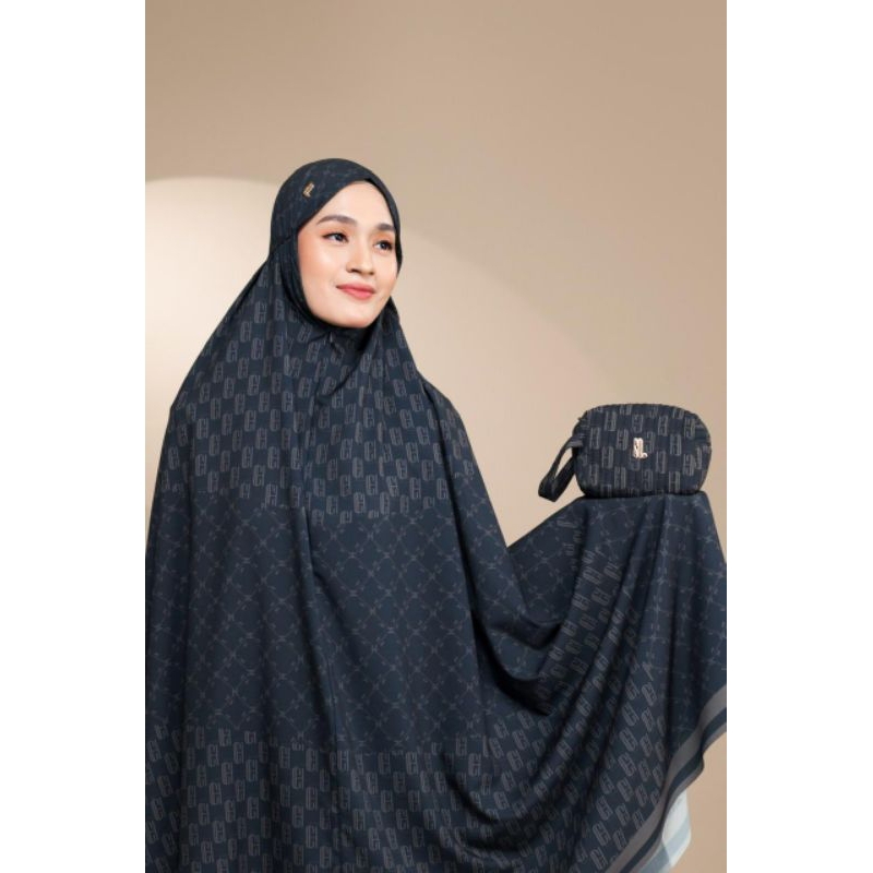 Elodie travel Prayer set