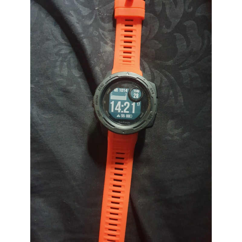 Jam Garmin Instinct 1