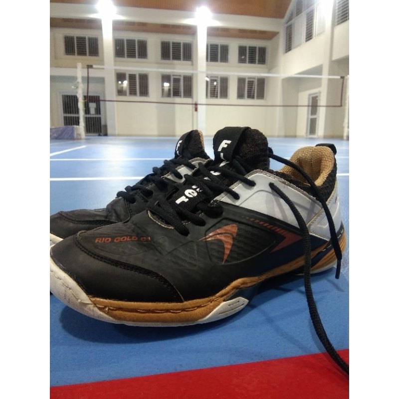 Sepatu badminton Flypower RIO GOLD C1
