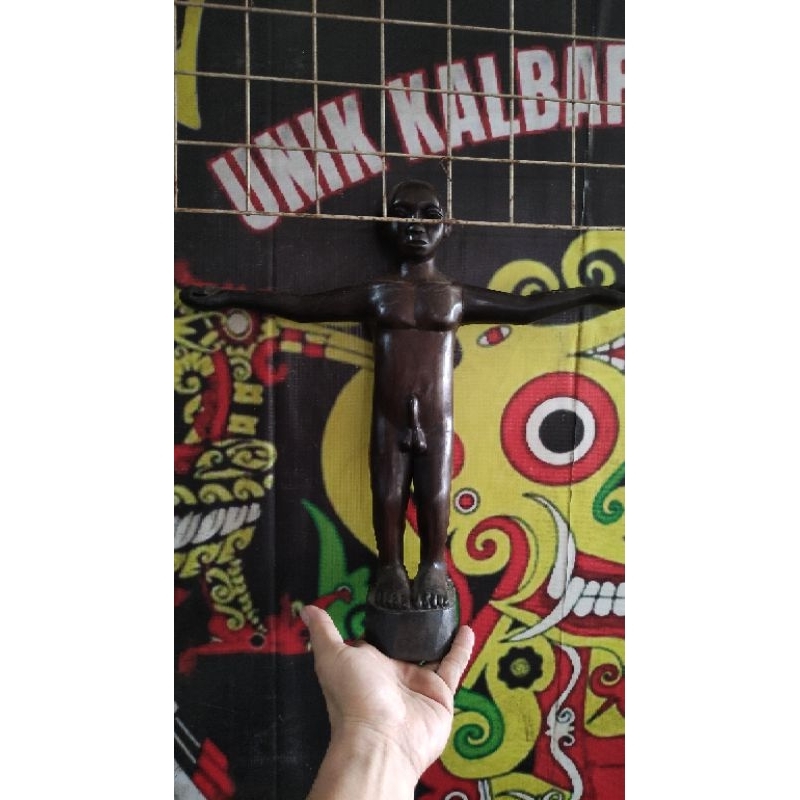 PATUNG PANTAK PADAGI DAYAK KALIMANTAN