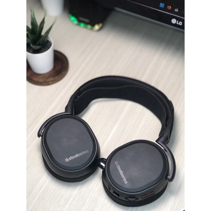 [Second] Steelseries Arctis Pro