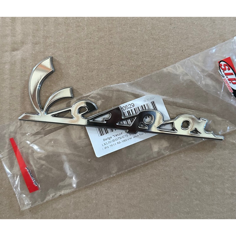 emblem stiker tepong vespa LX LXV GTS sprint new px original
