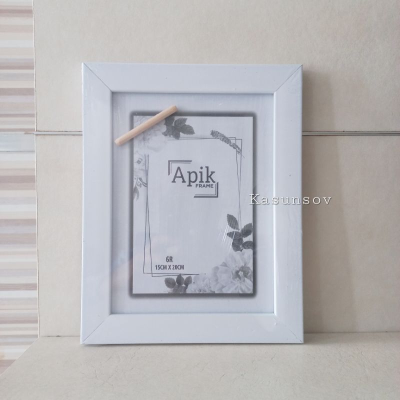 Frame/ Bingkai Foto Putih Fiber