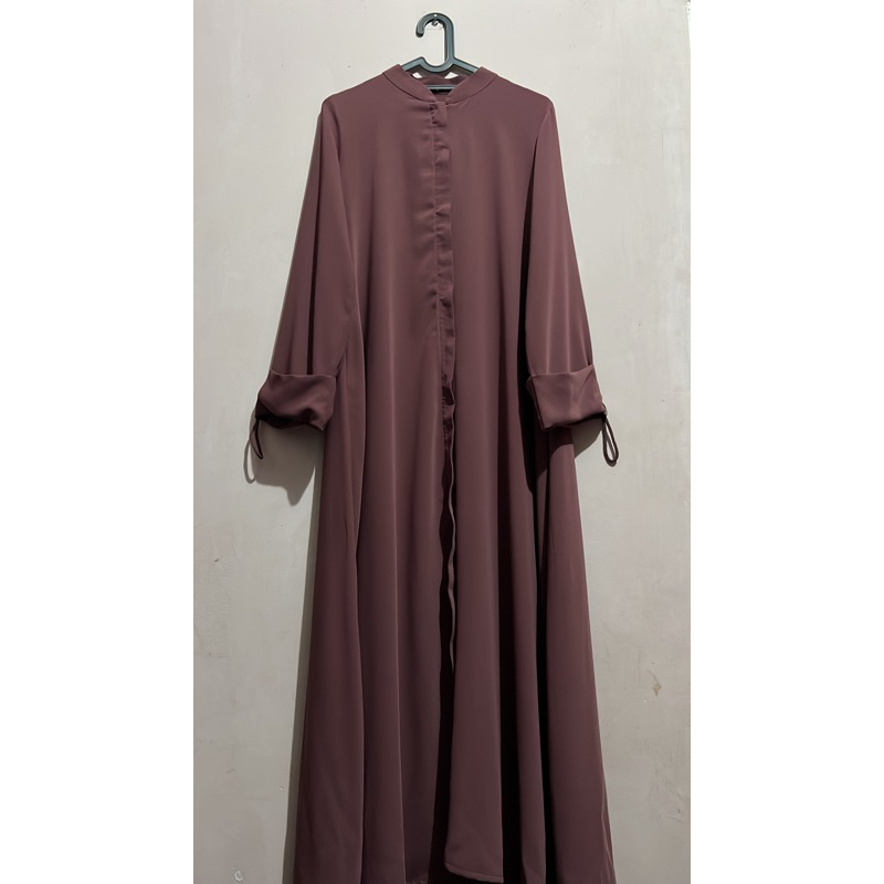 Preloved Timeless Abaya Elmadina Abaya