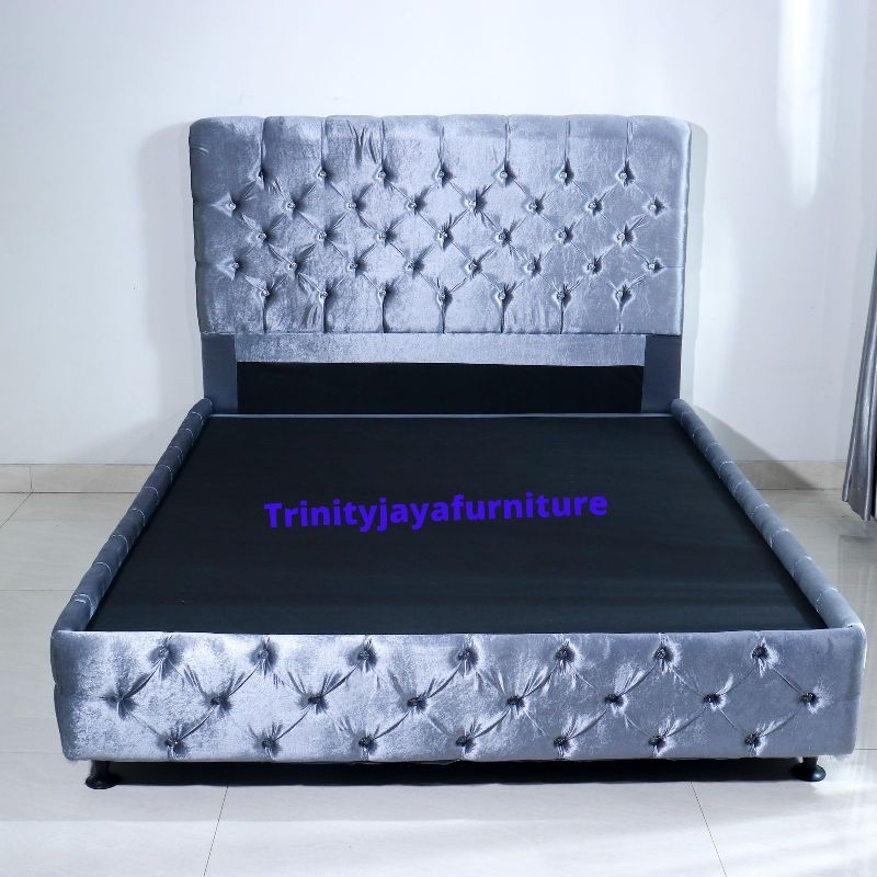 Dipan Dan Sandaran Luxury Tempat Tidur (Premium) Bludru/trinityjayafurniture