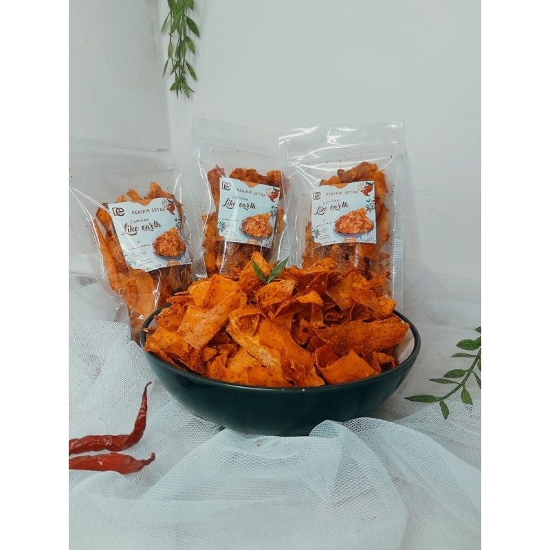 

KERIPIK SETAN CEMILAN LIKE EARTH KEKINIAN