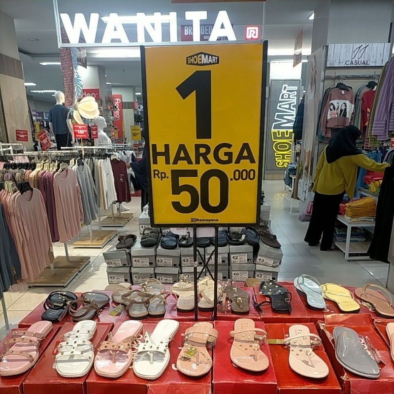 SEPATU  FLADEO WANITA