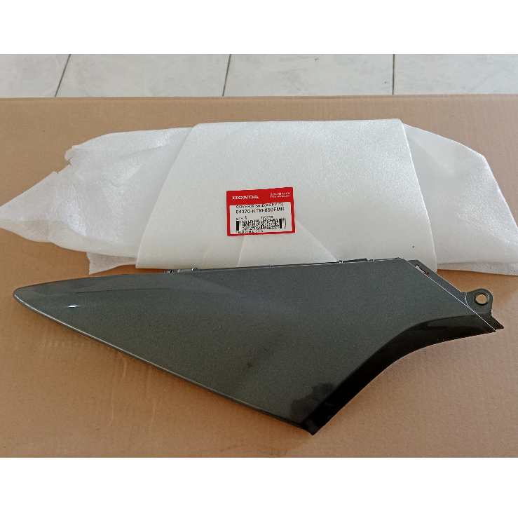 Cover R SD Abu-Abu – Supra X 125 Injection 64370KTM850FMN