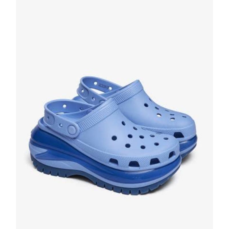 SANDAL CROCS CLASSIC MEGA CRUSH CLOG/ CLASSIC MEGA CRUSH CLOG WANITA