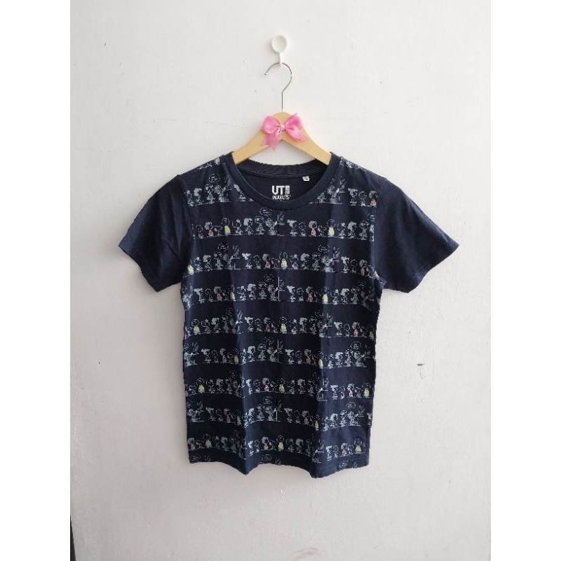 Uniqlo x Peanuts Snoopy Kaos Size S