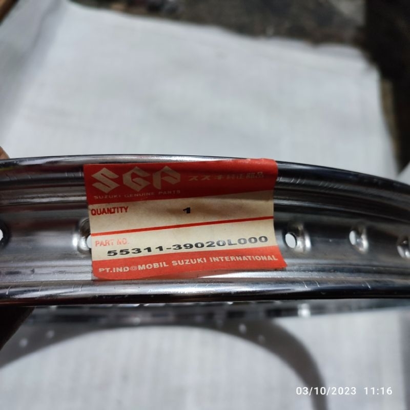 Velg velk veleg besi suzuki rgr trs gp100 18 - 1.40  1 40 original sgp nos