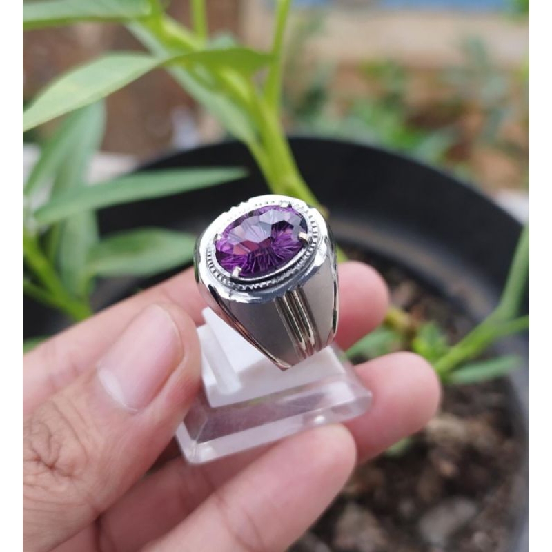 Amethyst Cutting Custom elegan