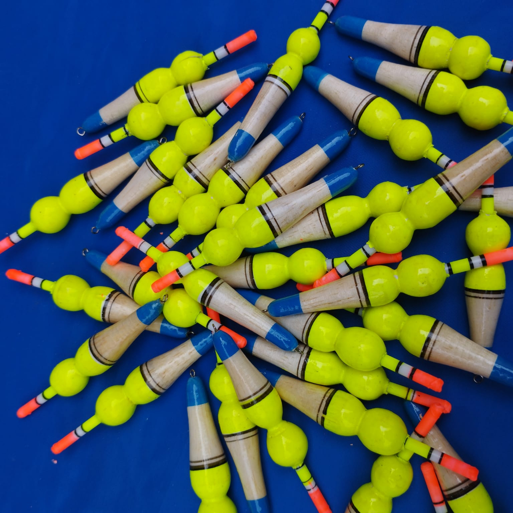 pelampung pancing kayu bijian starlet warna (kuning,biru) panjang 7 cm