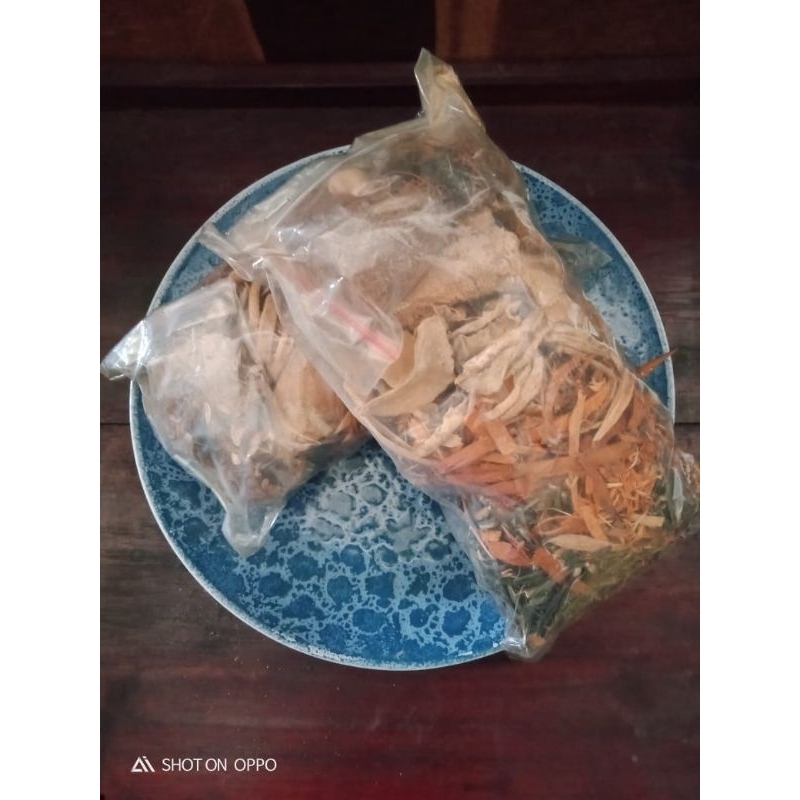 

Jenis jamu selenjong godok, jamu kocor untuk sebok