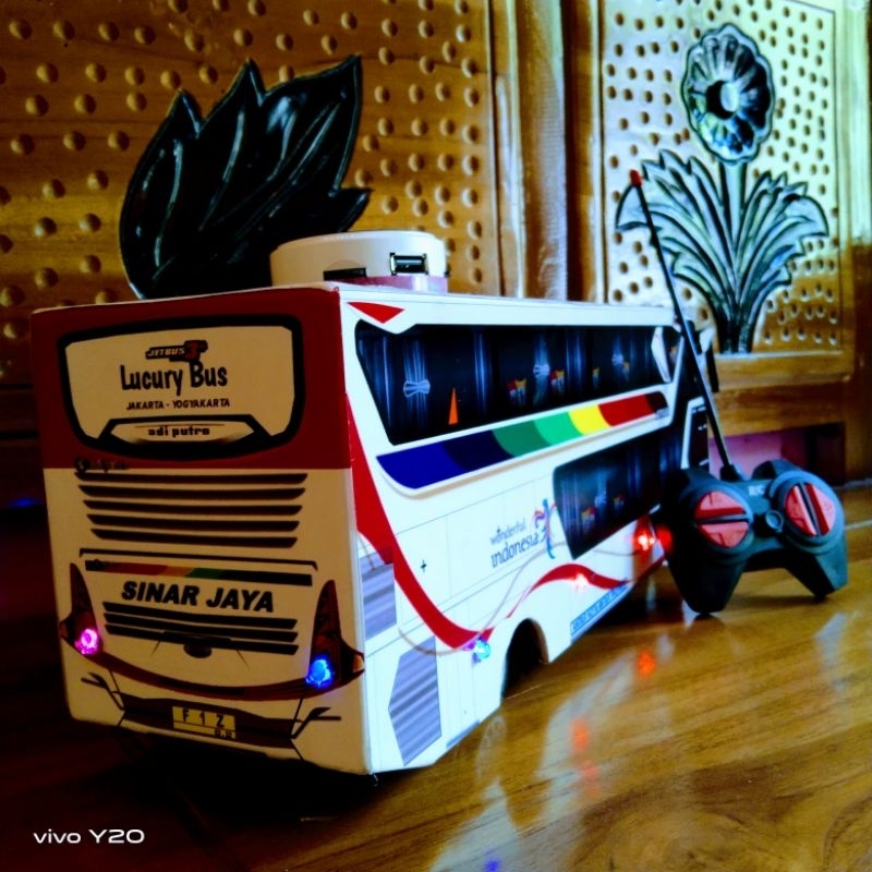 MINIATUR BUS TELOLET BASURI LAMPU REMOT