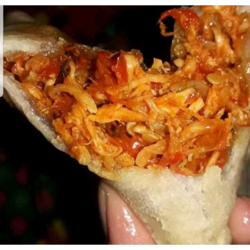 

CIRENG ISI AYAM SUWIR ISI 5Biji Bigsize