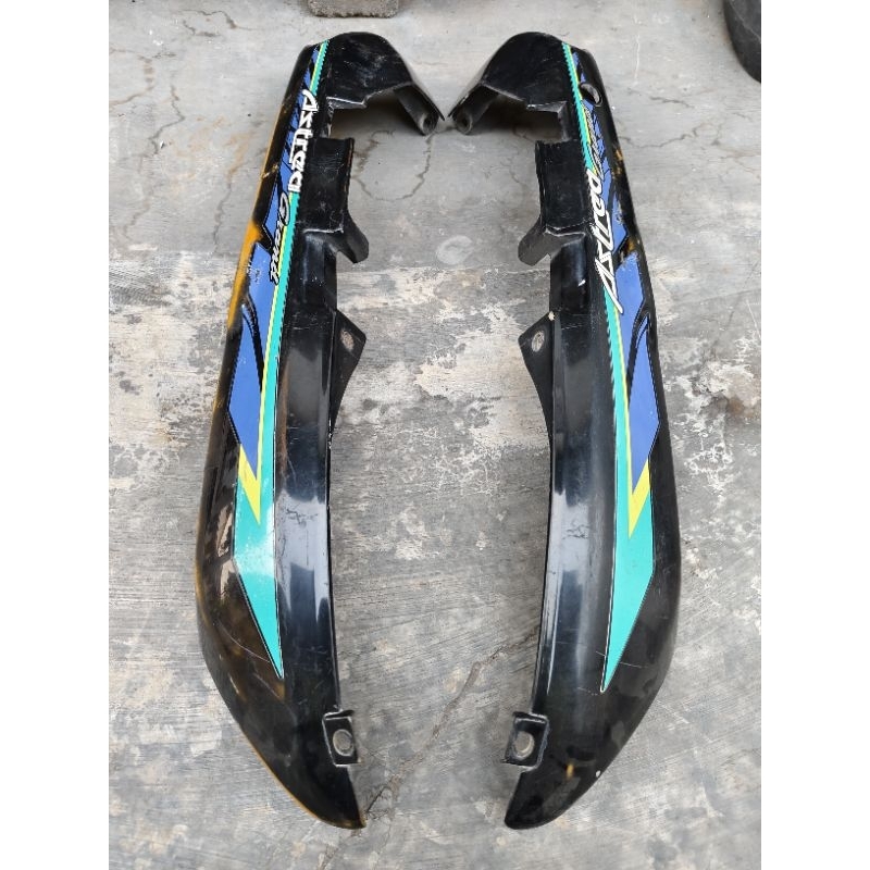 body cover belakang honda astrea grand 93 original second utuh cat stripping original
