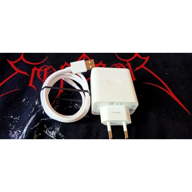 Charger Original Bawaan Oppo 67 Watt