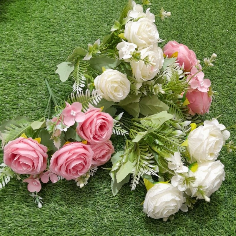 bunga bouquet /bunga mawar palsu x4