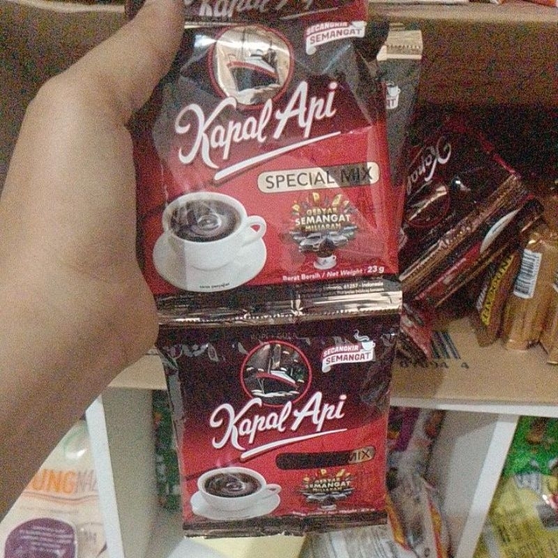 

Kopi Kapal Api Spesial mix 1 renceng