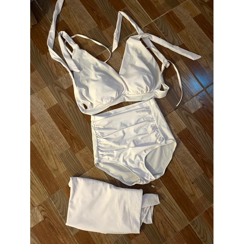 preloved bikini one set