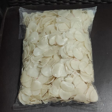 

Kerupuk Ikan/Bawang/Seblak - Sari Laut - varian Putih Bulat 1 Kg