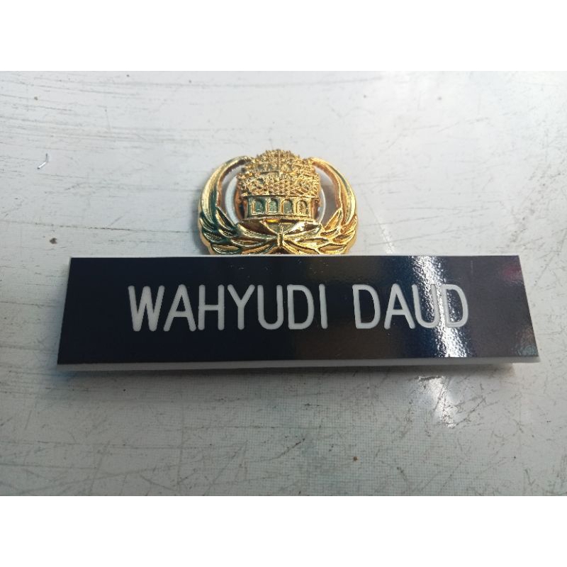

PAKET HEMAT PNS ASN PIN KORPRI NAME TAG MAGNET JunDW
