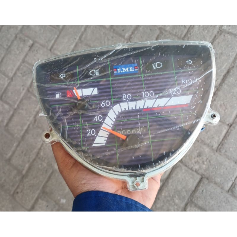 Spedometer speedometer  vespa excel