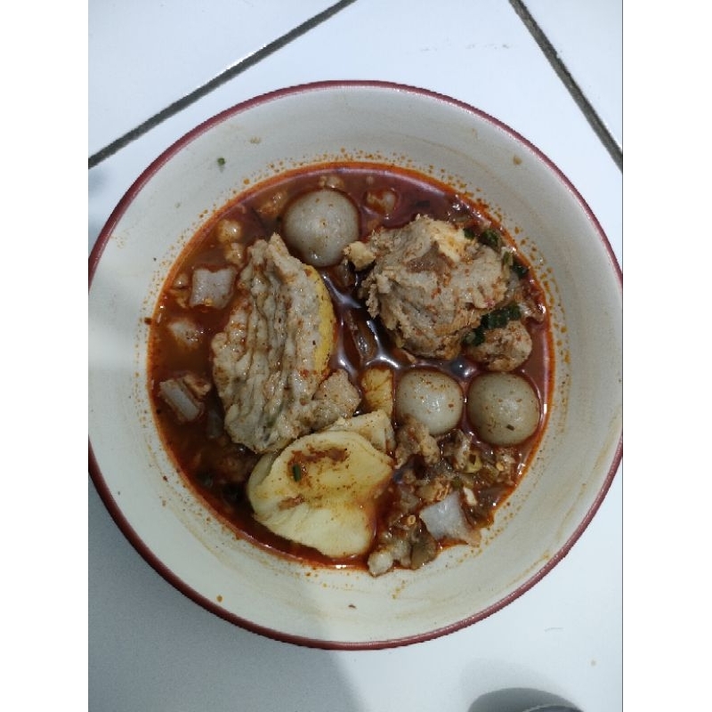 

BAKSO LENGKAP / BAKSO URAT / BASO ACI TOPING TETELAN SAPI SUDAH LENGKAP DENGAN BUMBU