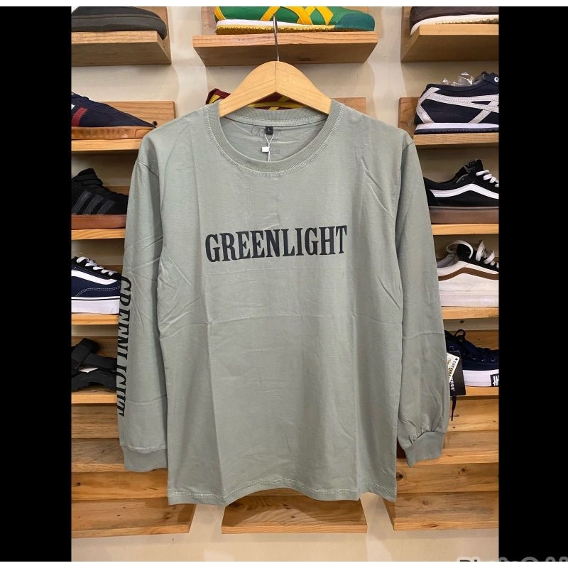 T-shirt lengan panjang pria