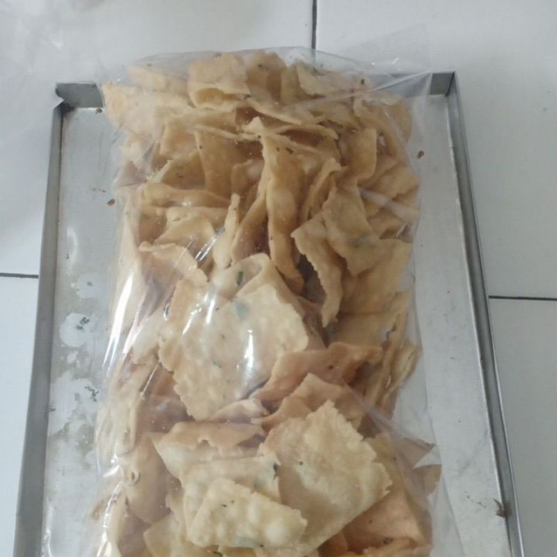 

keripik bawang daun jeruk 1/2kg