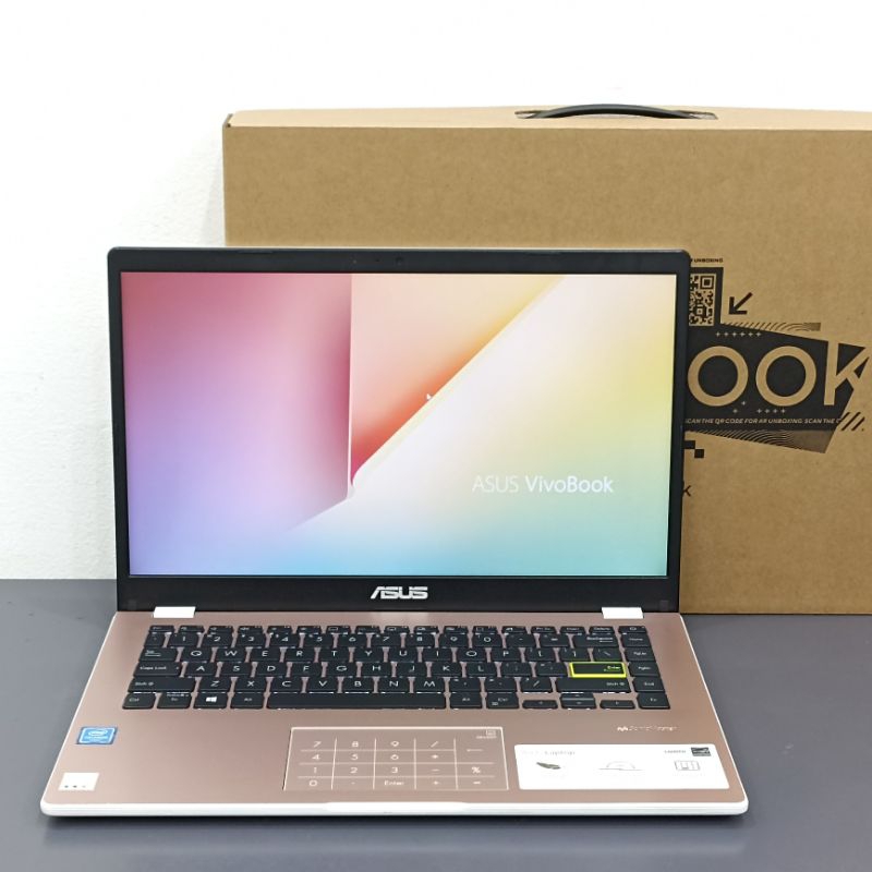 LAPTOP ASUS VIVOBOOK E410MA INTEL CELERON N4020 4GB SSD 512GB ROSEGOLD LIKENEW