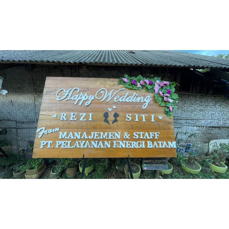 Papan_bunga_rustic_singgel