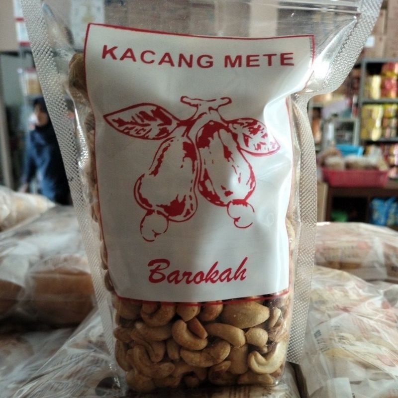

KACANG METE 500 GR
