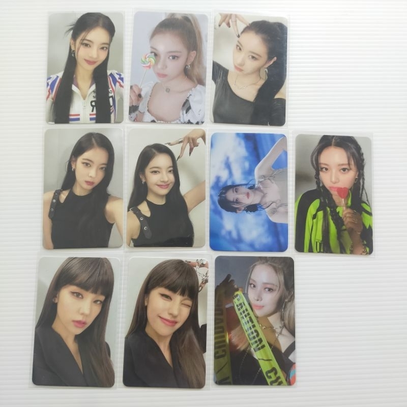 Photocard Yeji Lia Ryujin Chaeryeong Yuna ITZY chesire checkmate loco mafia in the morning