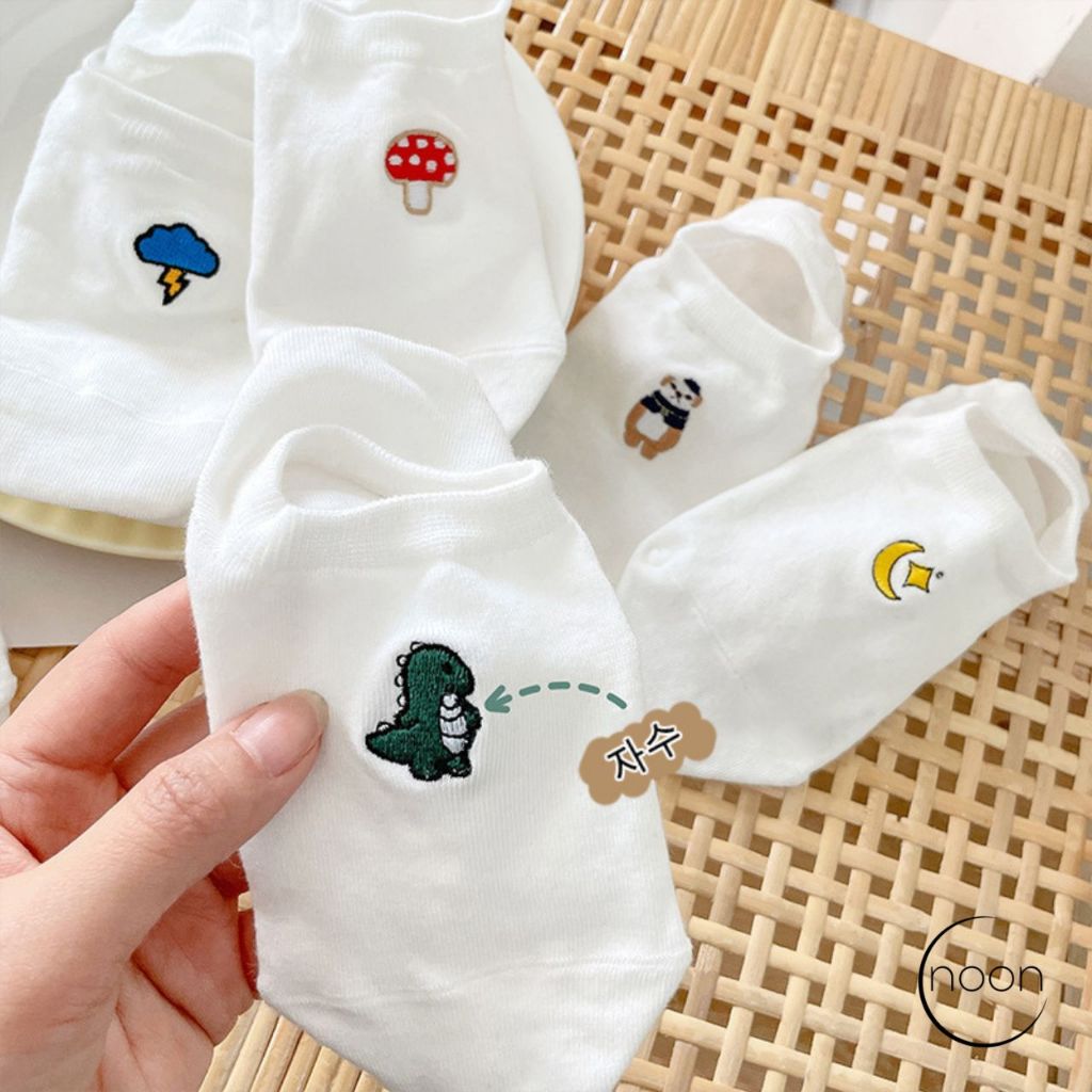 NOON ( 오모 / omo ) Kaos Kaki Wanita Korea Dewasa Sneakers Sekolah SMA Kerja Kantor Kuliah Pendek Sema