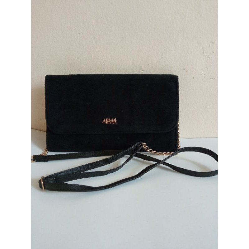 WOC mini sling bag preloved
