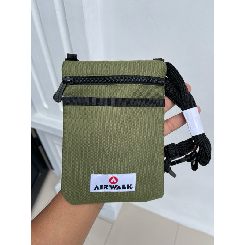 TAS AIRWALK WAIST BAG AIRWALK TATIA SLINGBACK AIWXWB23033A GREEN ARMY ORIGINAL