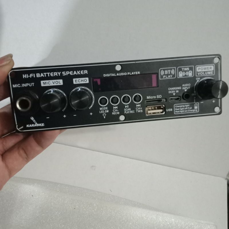 kita modul speaker bluetooth portable HP 777 Minus Conector carger